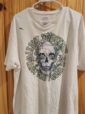 Graphic Skull Tee with Floral Design - White